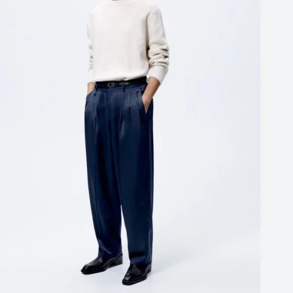 NWT MAN SATIN EFFECT PLEATED PANTS NAVY BLUE - Picture 1 of 8